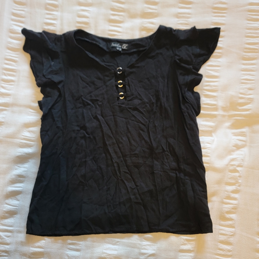 Frilly Short Sleeved Blouse-Black